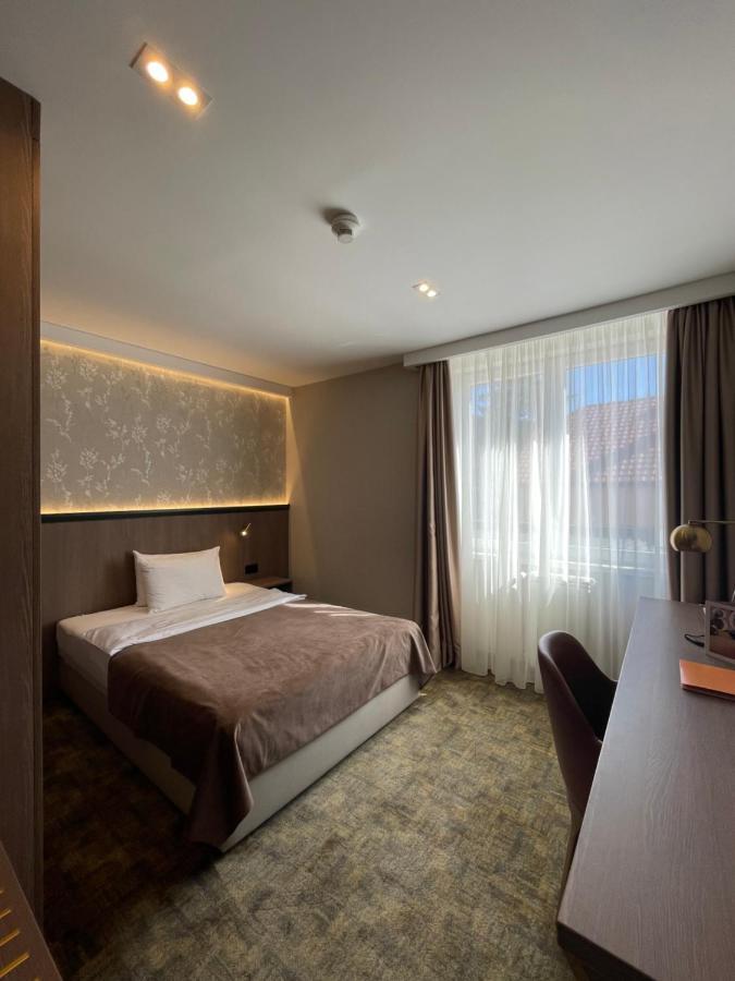 Hotel Terme 36.6 Priboj Exteriör bild