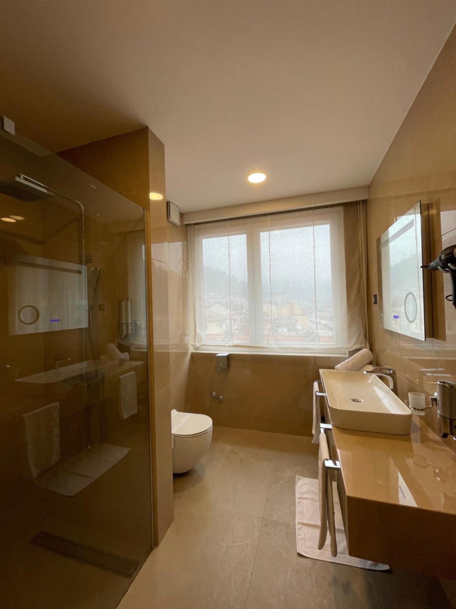 Hotel Terme 36.6 Priboj Exteriör bild